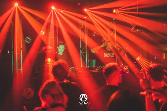 Impreza klubowa techno Hala Odra Szczecin